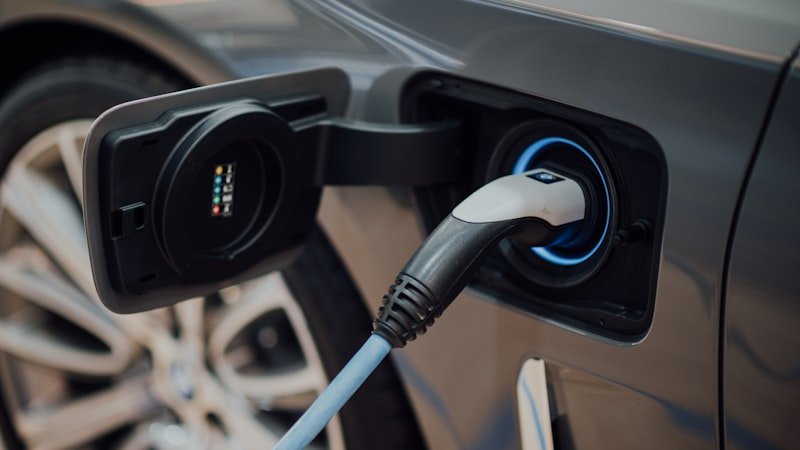 Electric Vehicle Insurance: Why EVs Cost More to Insure and How to Manage It